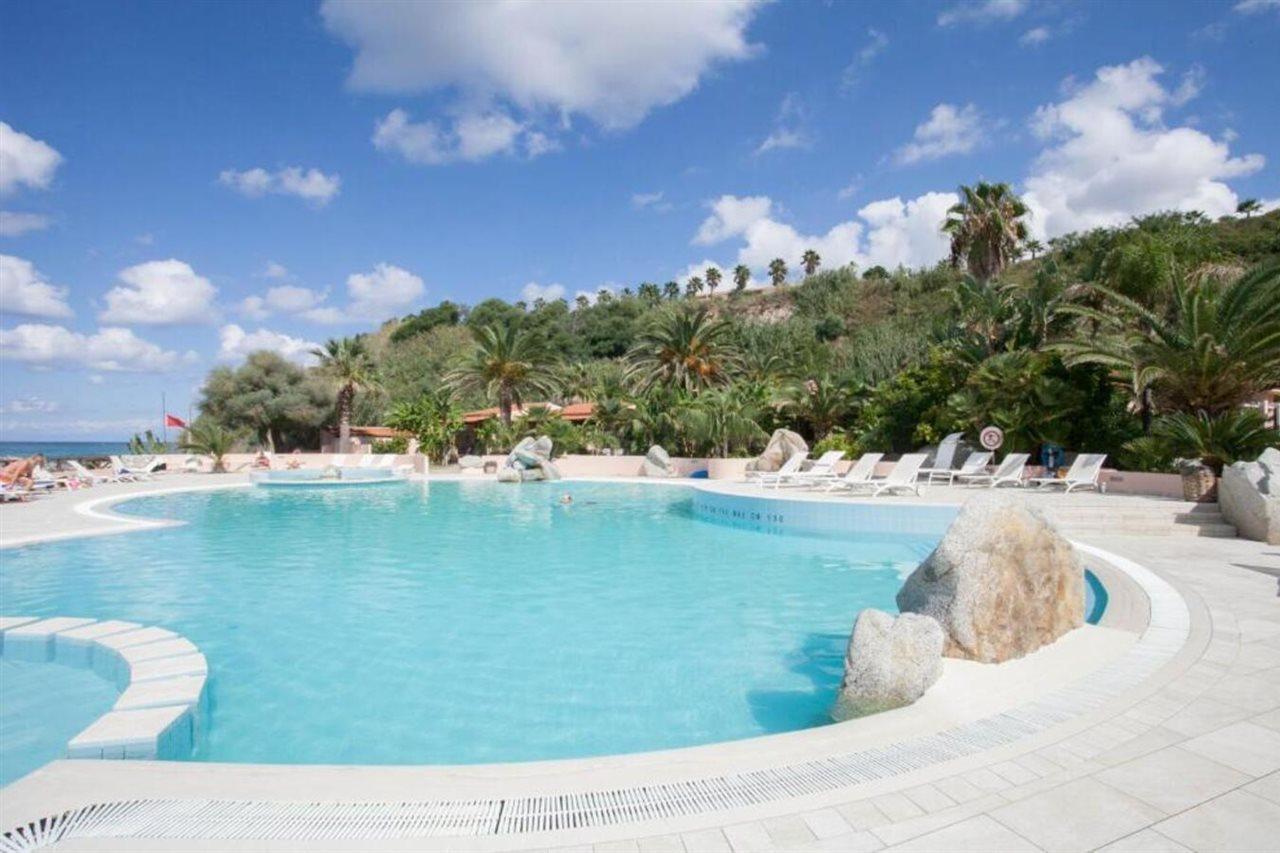 Hotel Villaggio Cala Di Volpe Capo Vaticano Εξωτερικό φωτογραφία