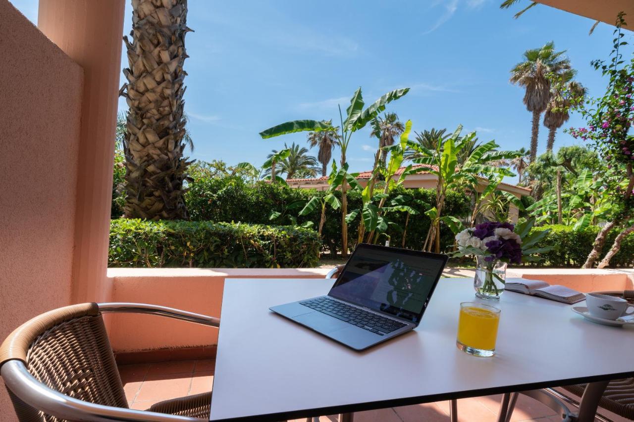 Hotel Villaggio Cala Di Volpe Capo Vaticano Εξωτερικό φωτογραφία