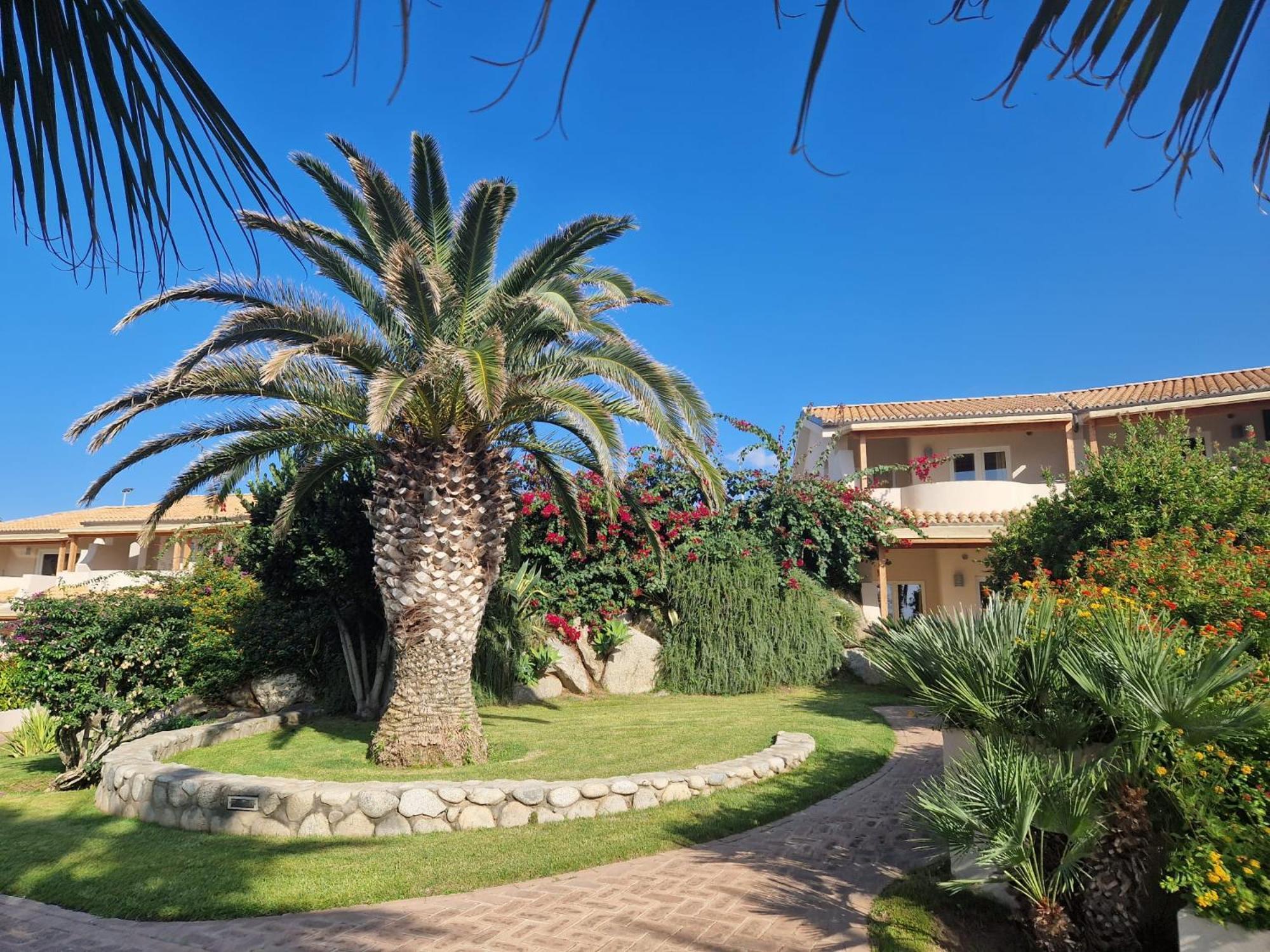 Hotel Villaggio Cala Di Volpe Capo Vaticano Εξωτερικό φωτογραφία