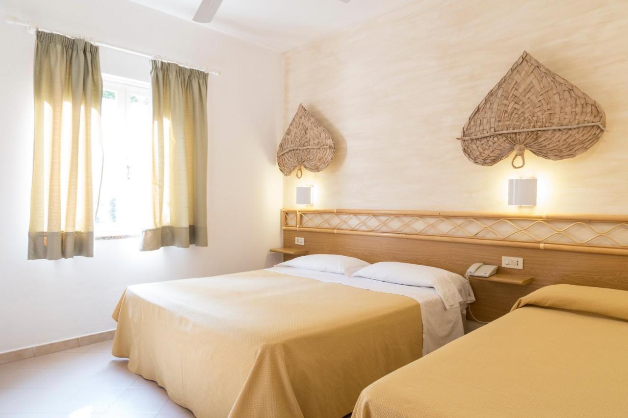 Hotel Villaggio Cala Di Volpe Capo Vaticano Εξωτερικό φωτογραφία