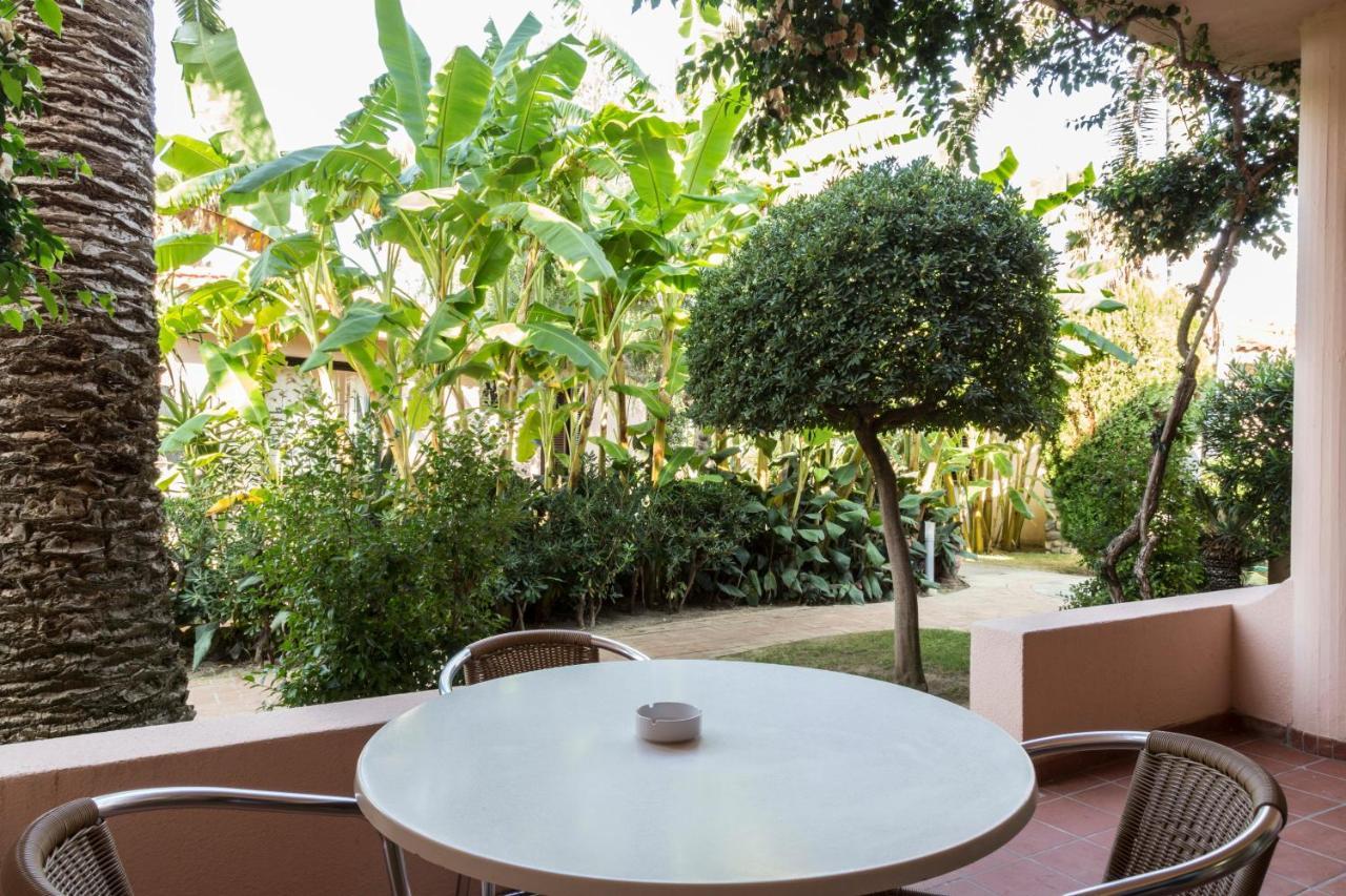 Hotel Villaggio Cala Di Volpe Capo Vaticano Εξωτερικό φωτογραφία